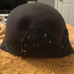 Vintage 100% wool hat